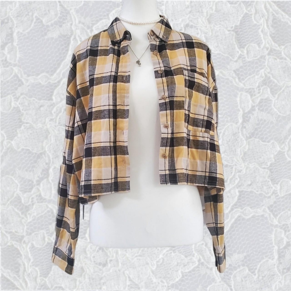 Cropped yellow and black flannel